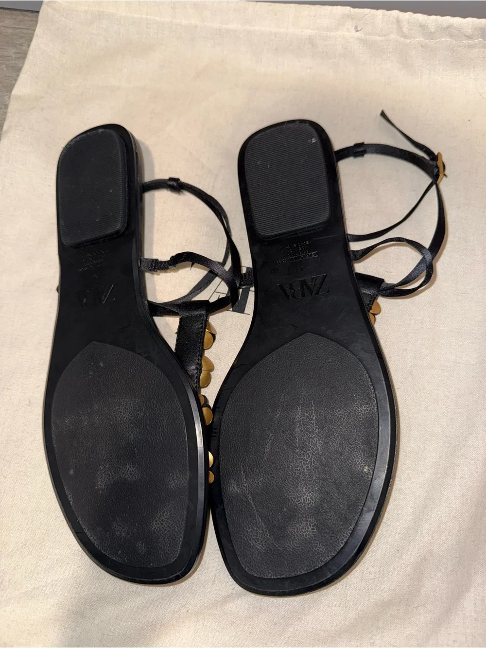 Zara Black Leather T-Strap Floral Accent Sandals - Picture 5 of 5